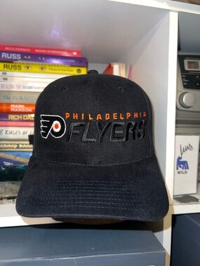 1990’s Philadelphia Flyers strapback hat
